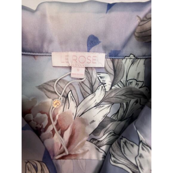 Le Rose Floral Satin Pajama Set Short Sleeve Top & Shorts Size Small - Picture 5 of 16